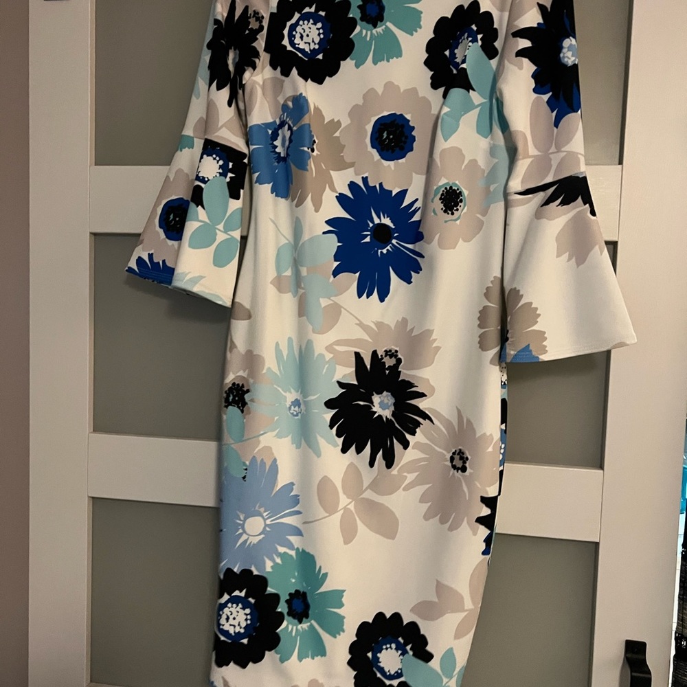 Calvin Klein size 6 flower dress